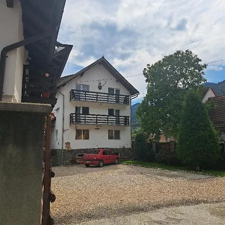 Casa Doi Crai * Zarnesti